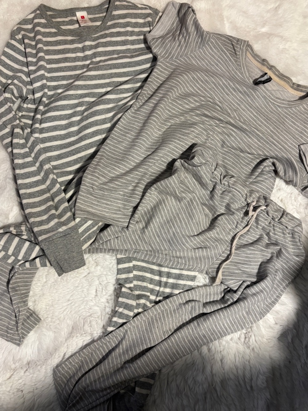 Women's Striped Gray Lounge Pajama Sets - Soft Grey